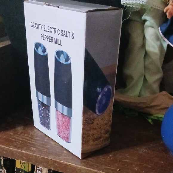Gravity Electric Salt & Pepper Mill - Black